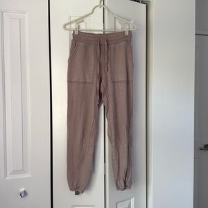 Size XS Aerie sweatpants.